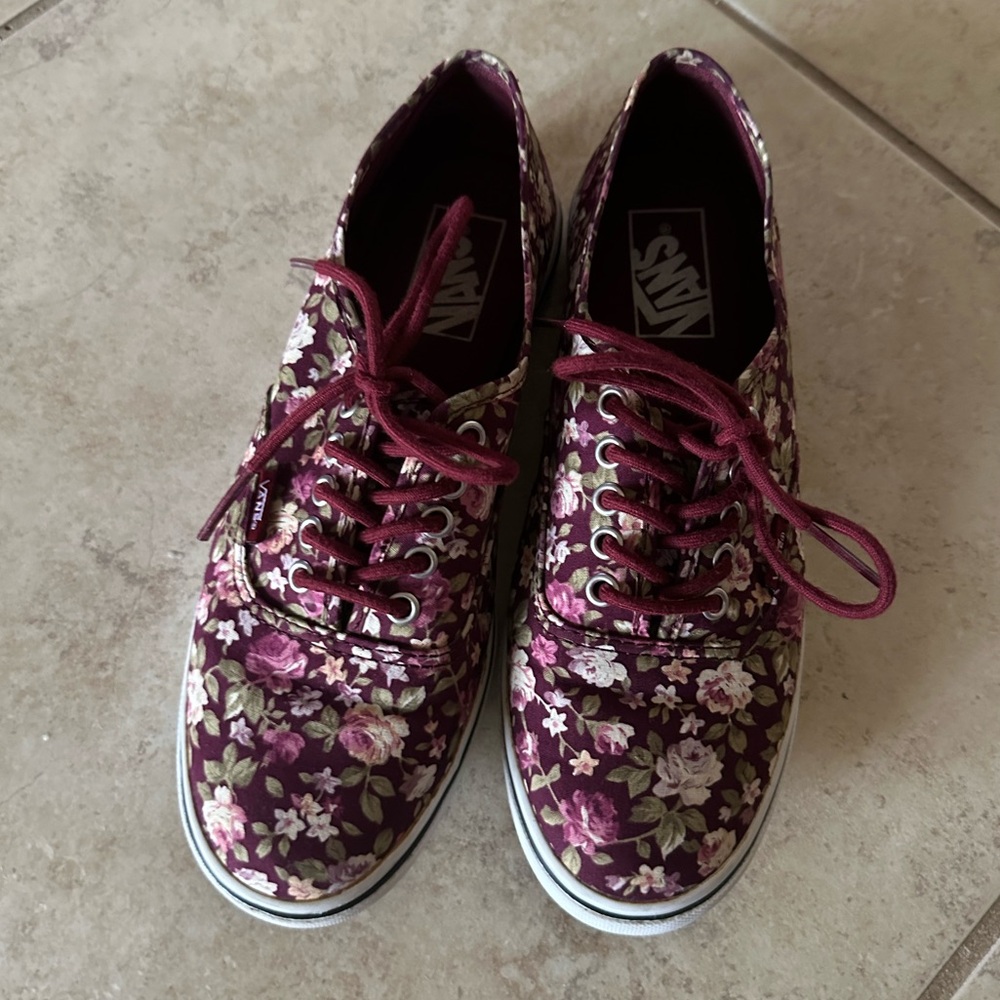 Women Floral Vans